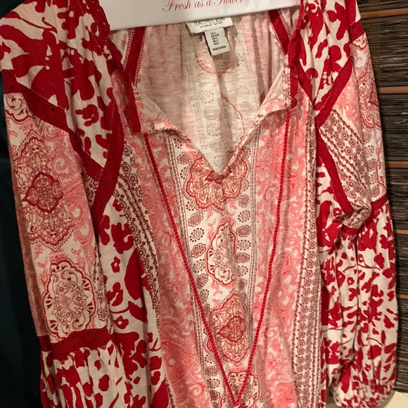 Tacheal Zoe - Picture 1 of 1